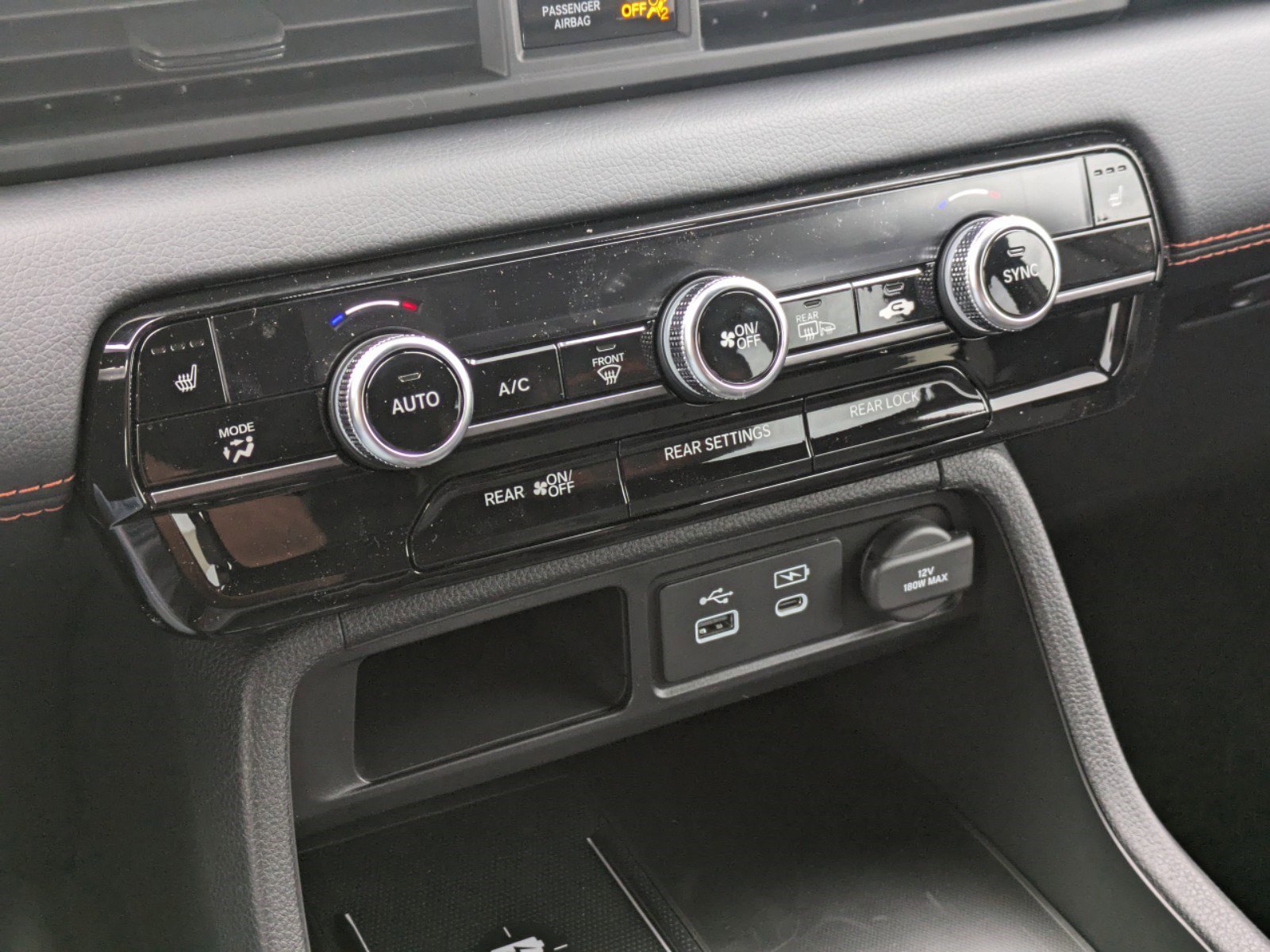 2025 Honda Pilot TrailSport photo 13