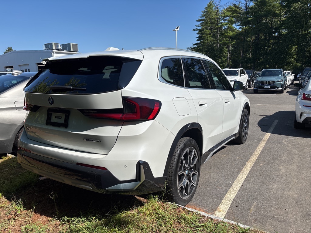 2023 Bmw X1 XDrive28i photo 3