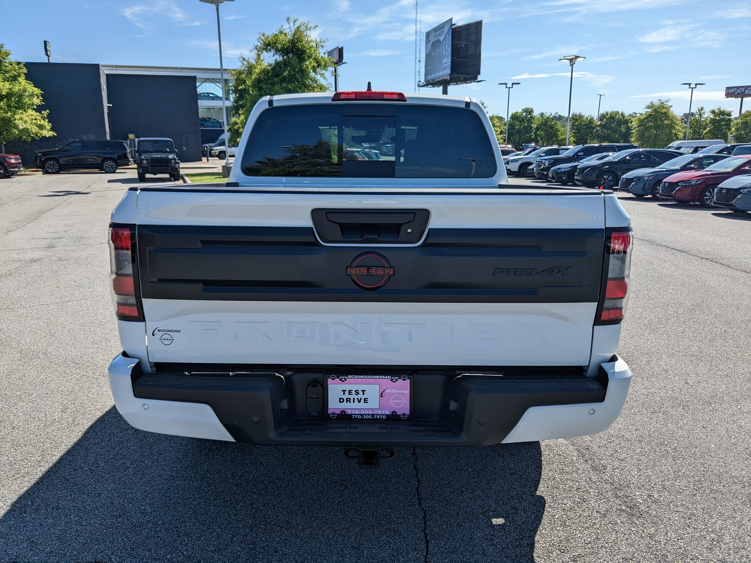2025 Nissan Frontier Crew Cab PRO-4X photo 4