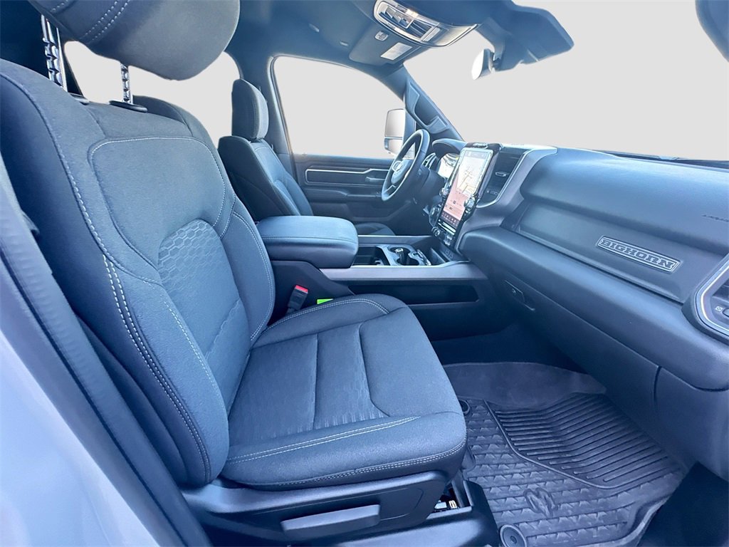2025 Ram 1500 Big Horn photo 25