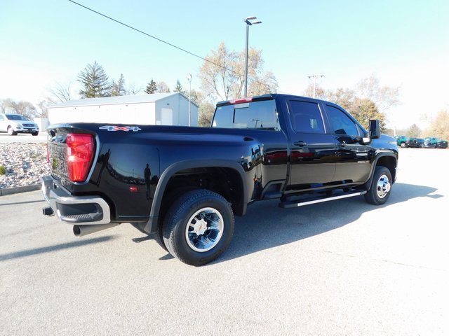 2024 Chevrolet Silverado 3500HD LT photo 3