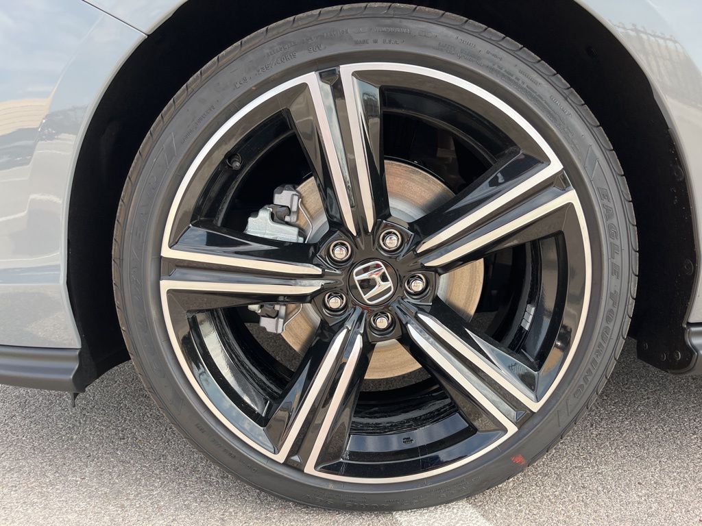 2025 Honda Accord Hybrid Sport photo 4