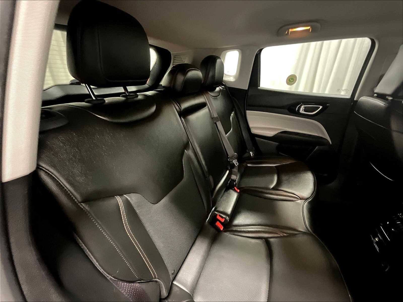 2022 Jeep Compass Limited photo 13