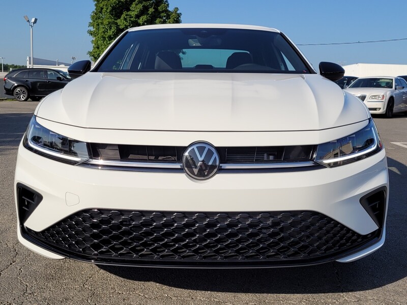 2025 Volkswagen Jetta Sport photo 10