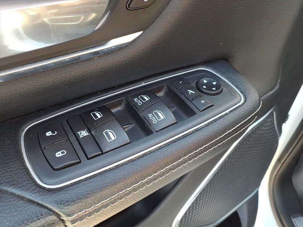 2020 Ram 1500 Laramie photo 8