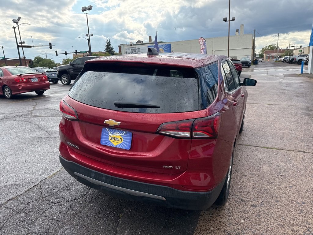 2024 Chevrolet Equinox LT photo 11