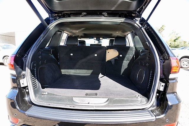 2018 Jeep Grand Cherokee Altitude photo 10
