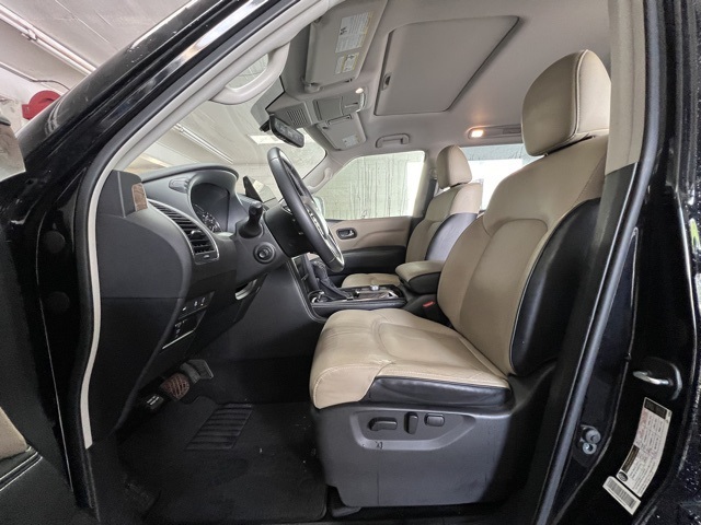 2022 Infiniti QX80 Premium Select photo 2