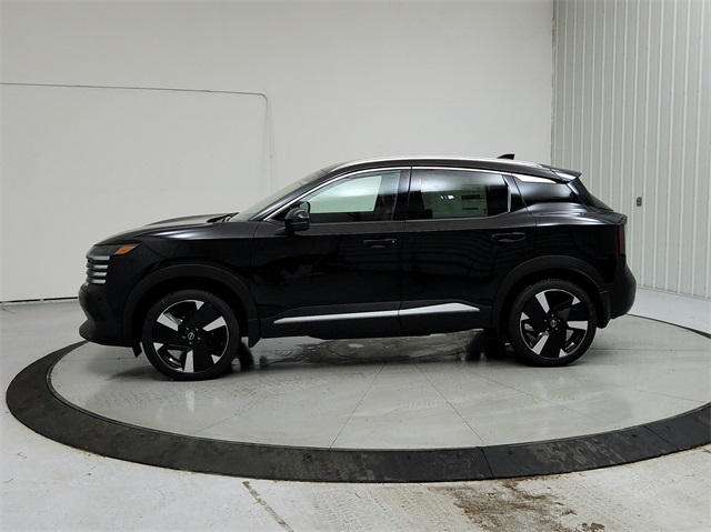 2025 Nissan Kicks SR photo 3