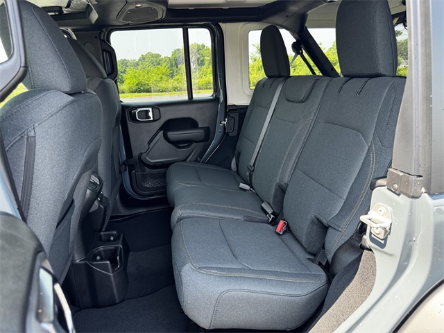 2025 Jeep Wrangler Sport S photo 12