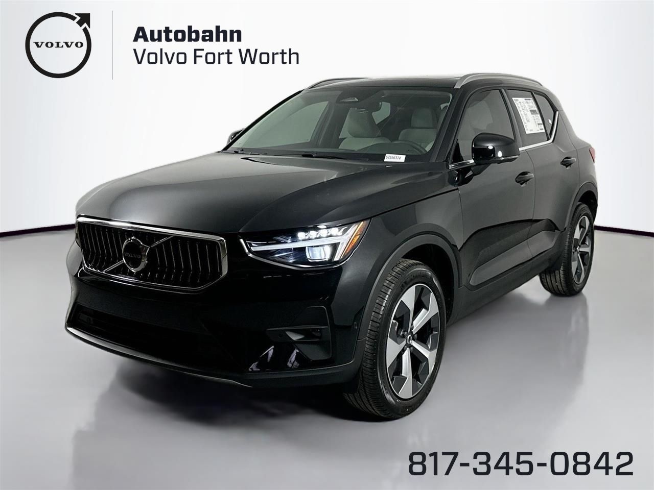 2025 Volvo XC40 Plus's photo