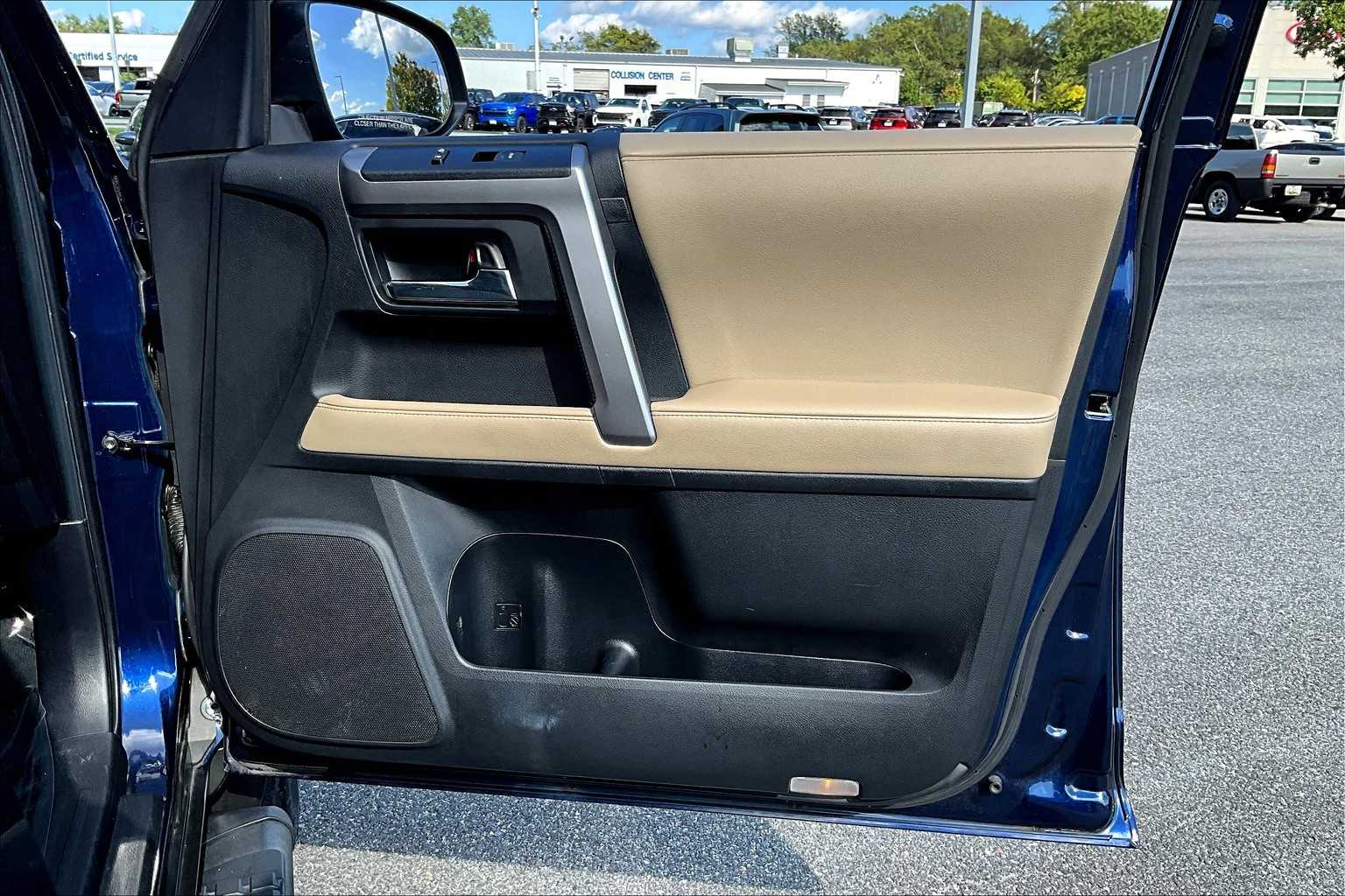 2021 Toyota 4Runner SR5 4WD photo 18