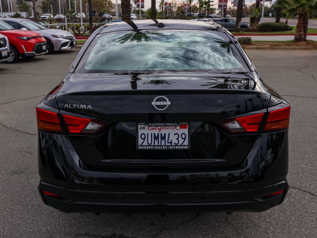 2025 Nissan Altima 2.5 S photo 2