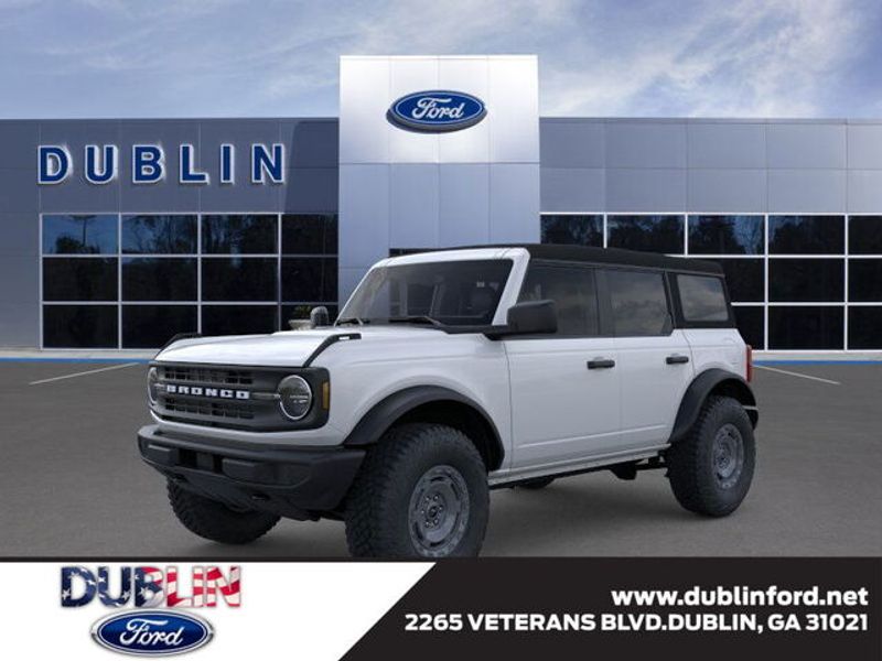 2025 Ford Bronco 4-Door Base's photo