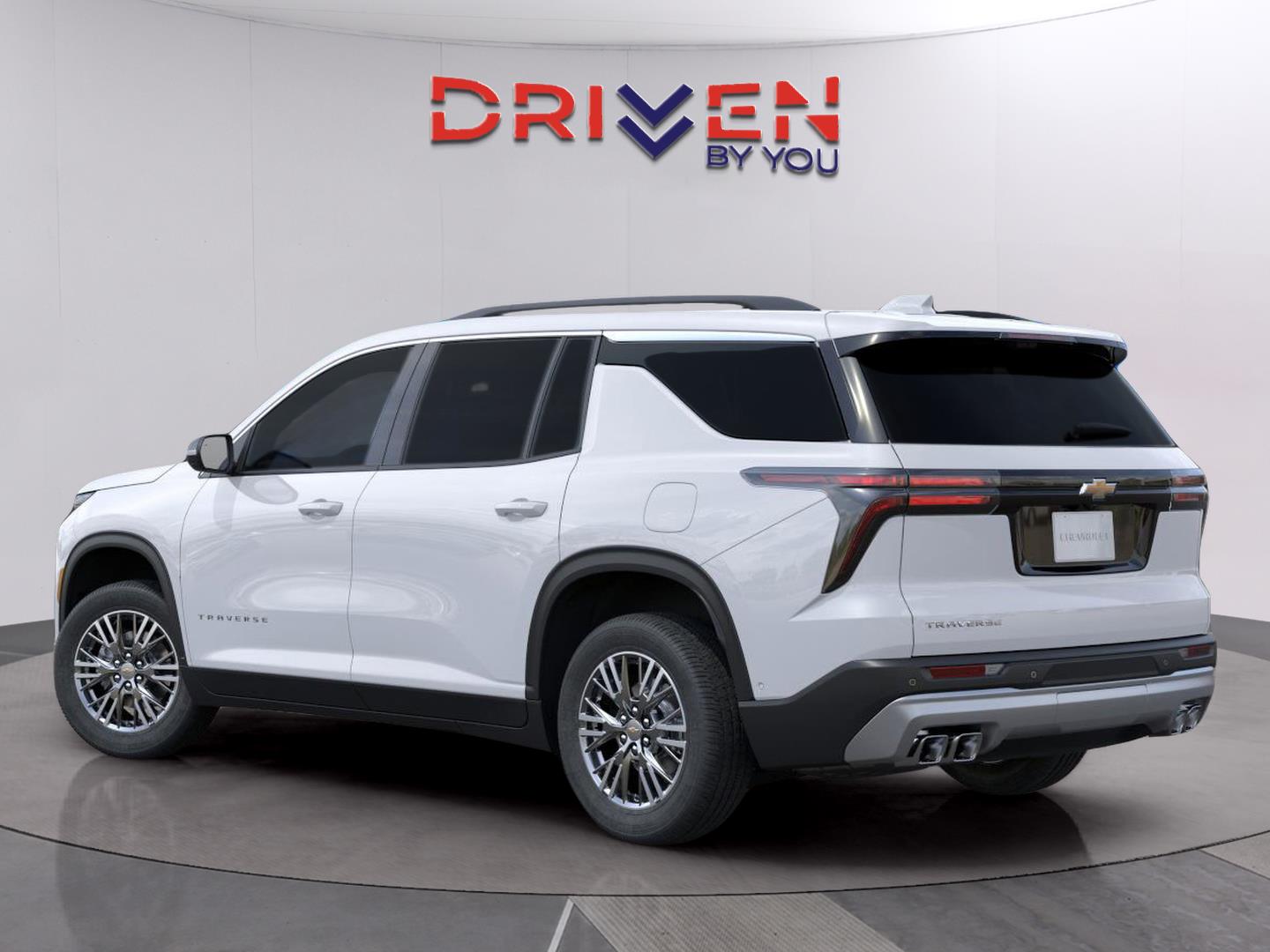 2026 Chevrolet Traverse photo 2