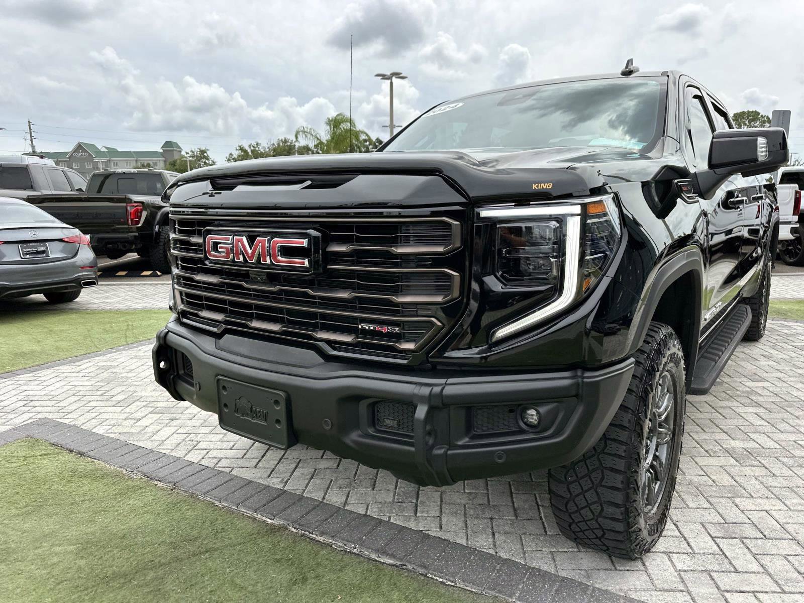 2024 Gmc Sierra 1500 AT4X photo 5