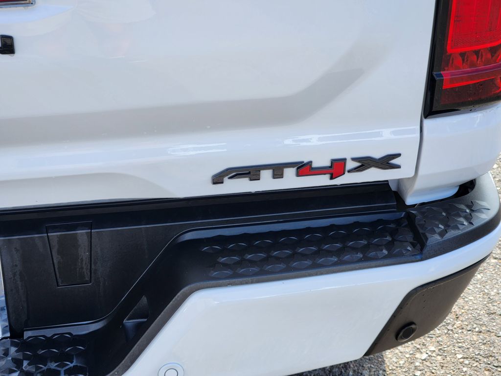 2023 Gmc Canyon AT4X photo 10