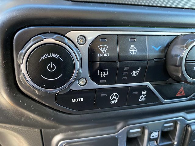 2022 Jeep Gladiator Willys photo 17