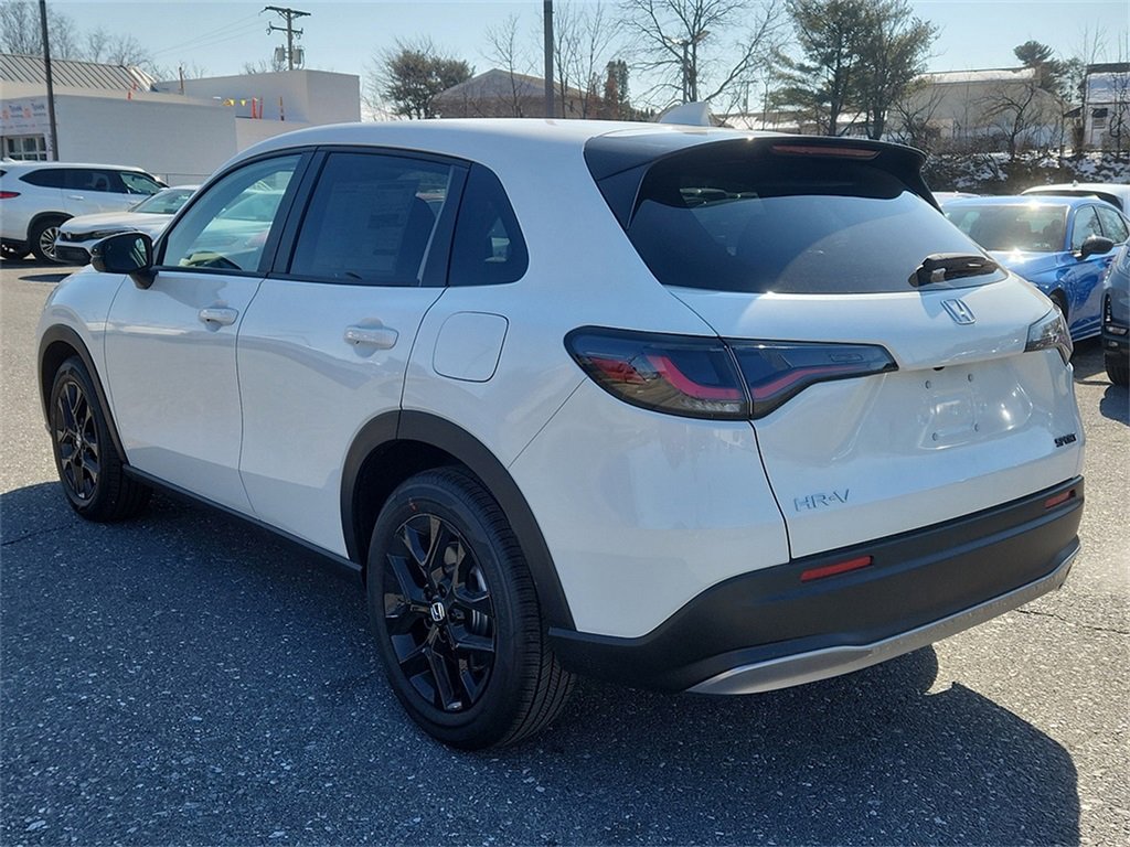 2025 Honda HR-V Sport photo 3