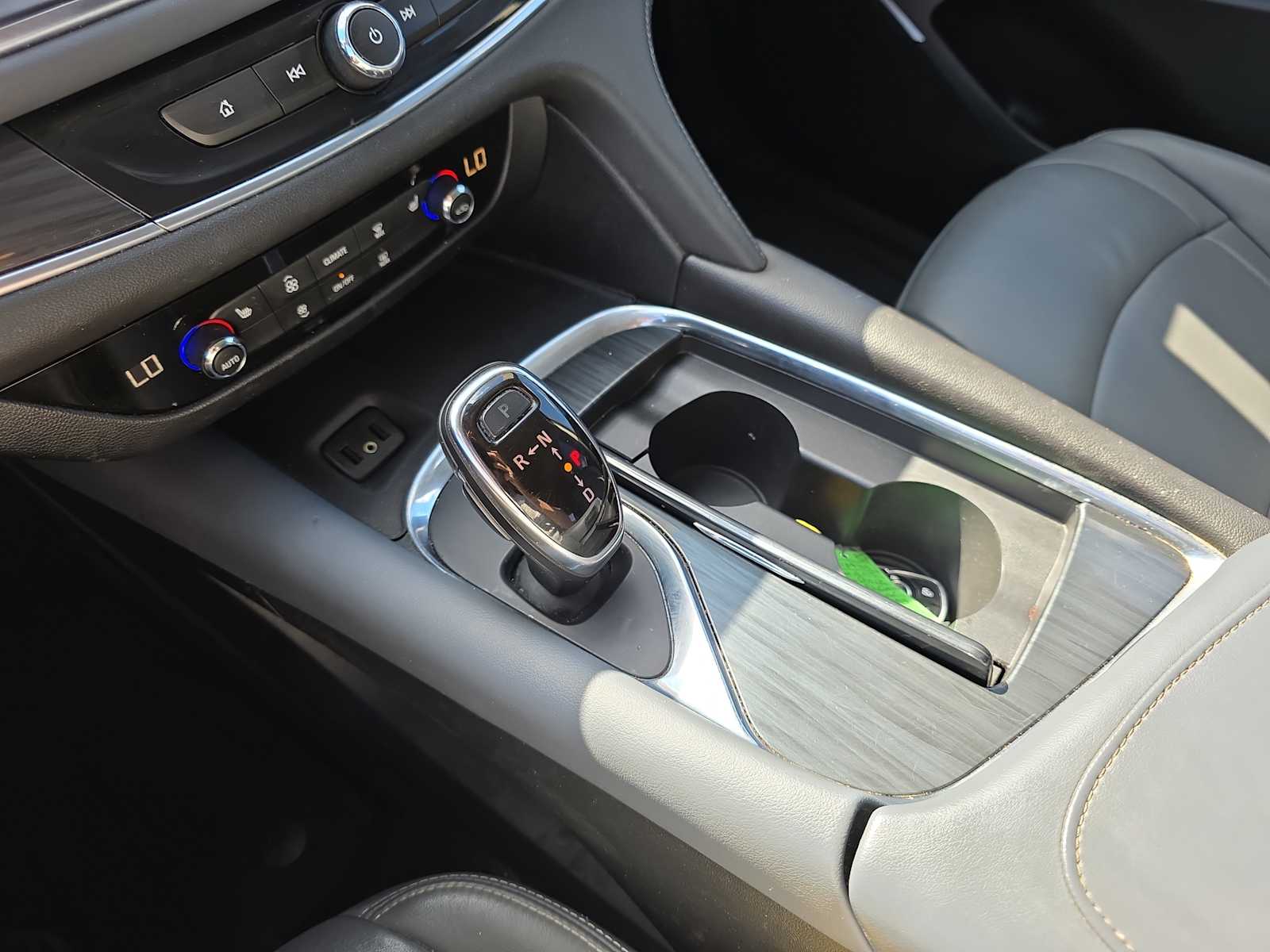 2019 Buick Enclave Essence photo 12