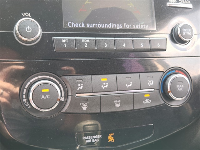 2016 Nissan Rogue S photo 15
