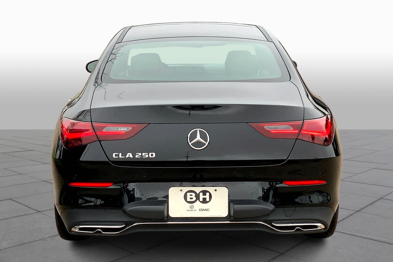 2025 Mercedes Benz CLA 250 photo 4