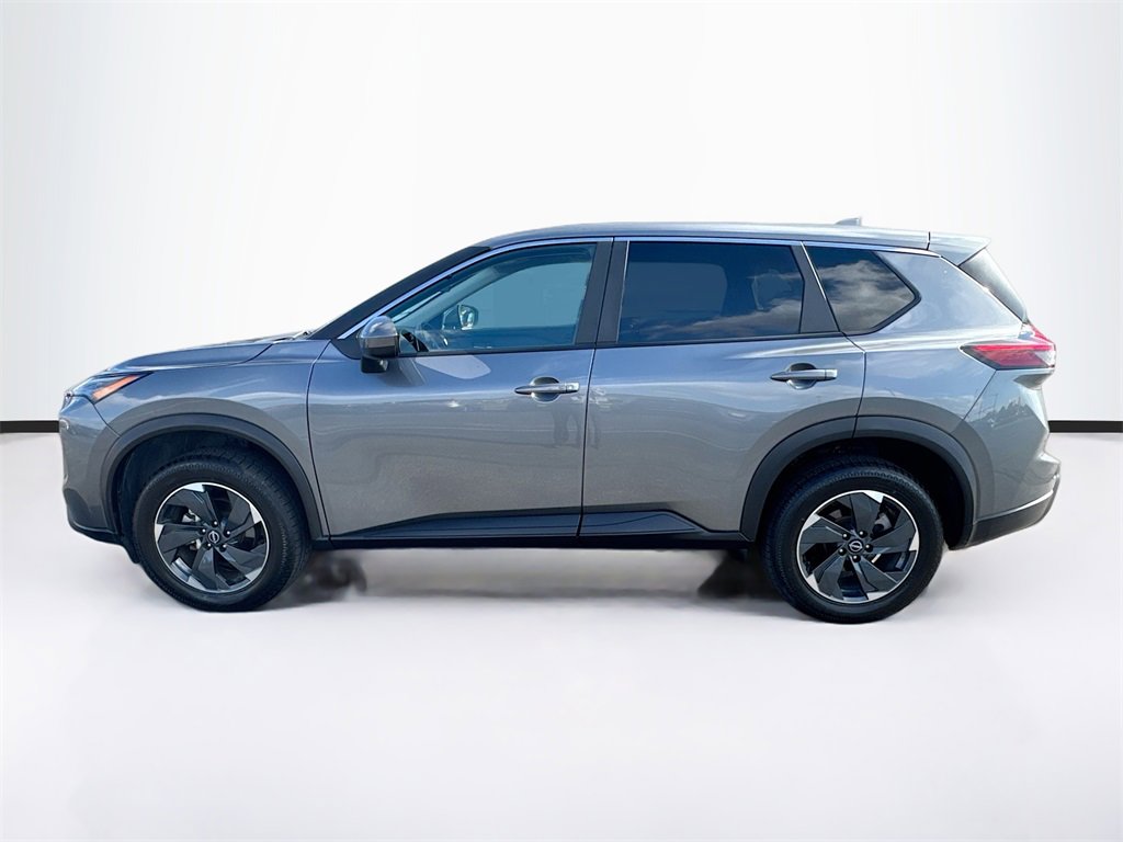 2024 Nissan Rogue SV photo 4