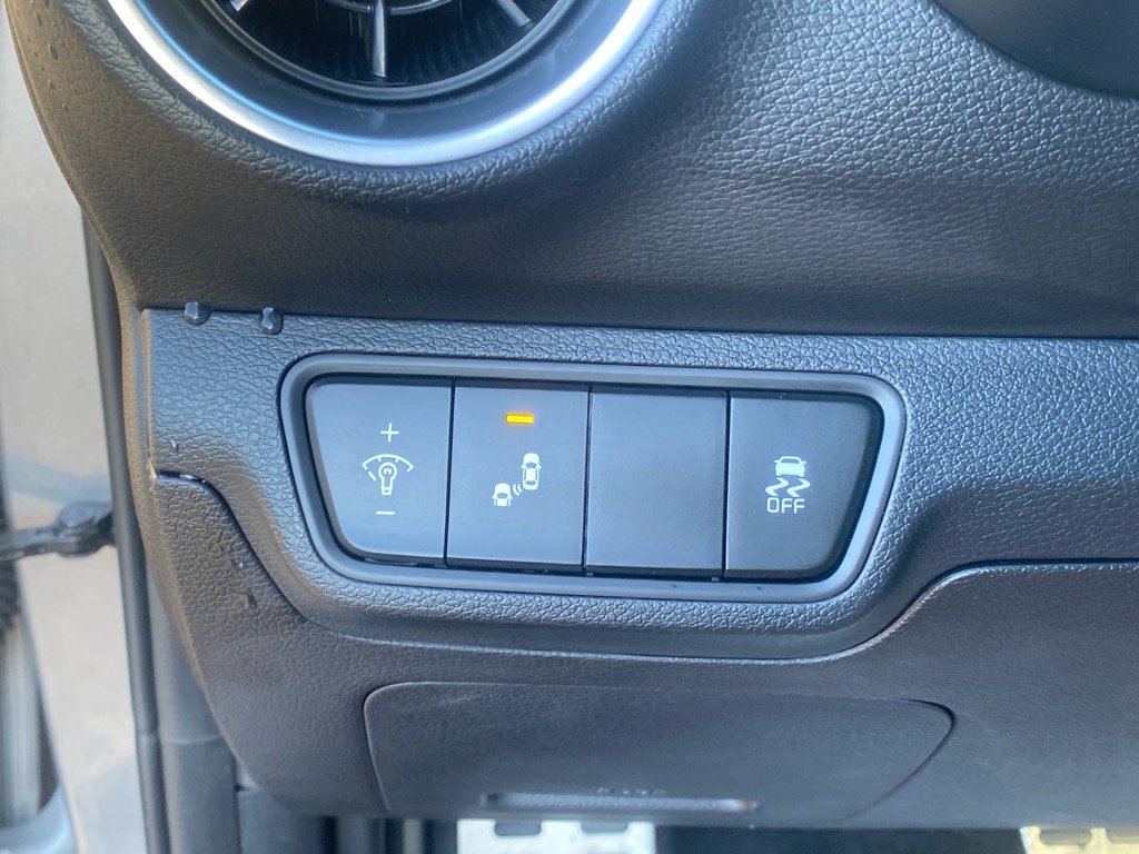 2023 Kia Forte GT-Line photo 20