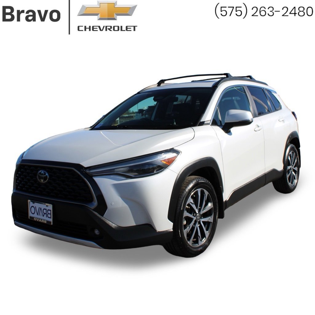 2023 Toyota Corolla Cross XLE