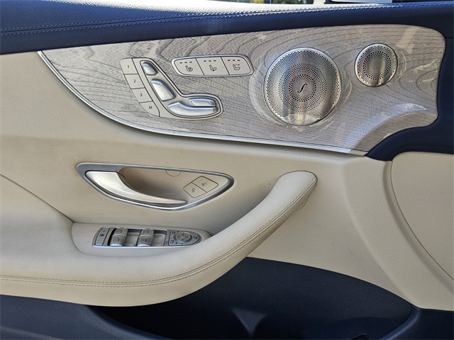 2022 Mercedes Benz E 450 photo 28