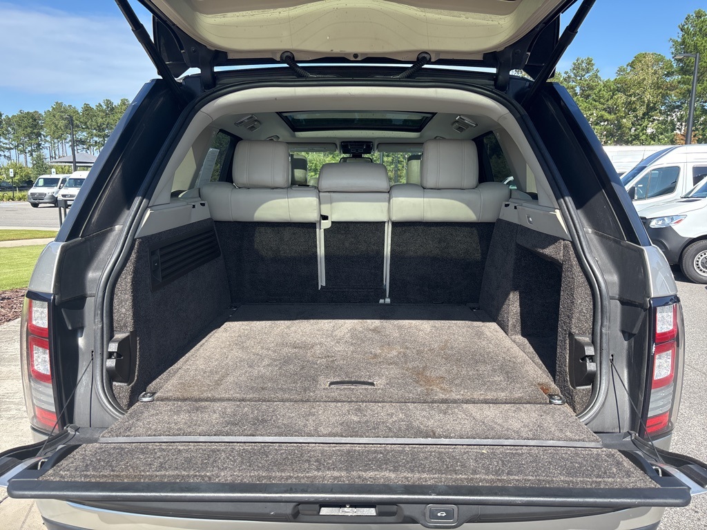2015 Land Rover Range Rover SuperCharged photo 15