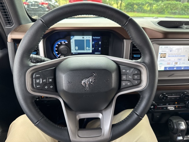 2023 Ford Bronco Outer Banks photo 18
