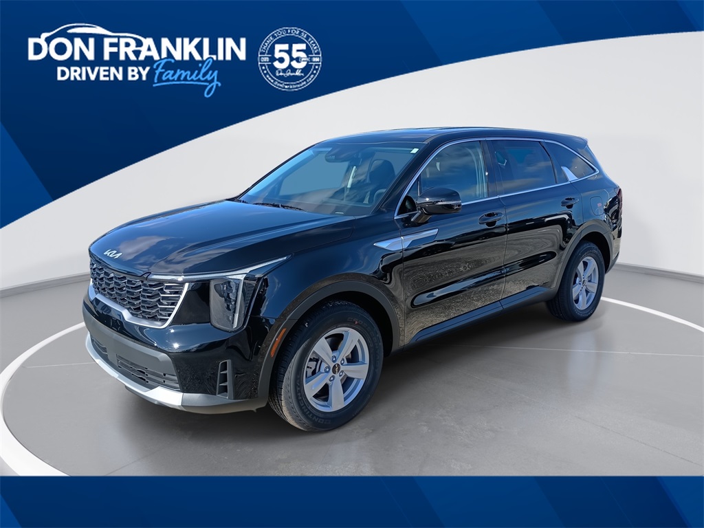 2026 Kia Sorento LX's photo