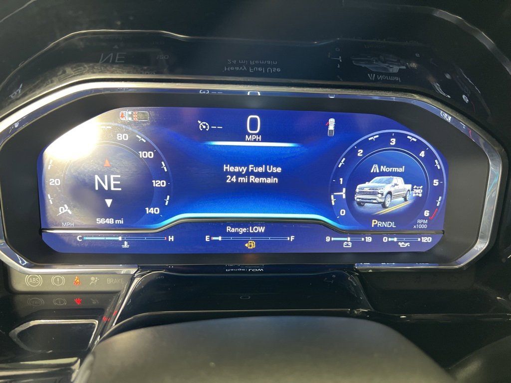 2025 Chevrolet Silverado 1500 LT photo 18