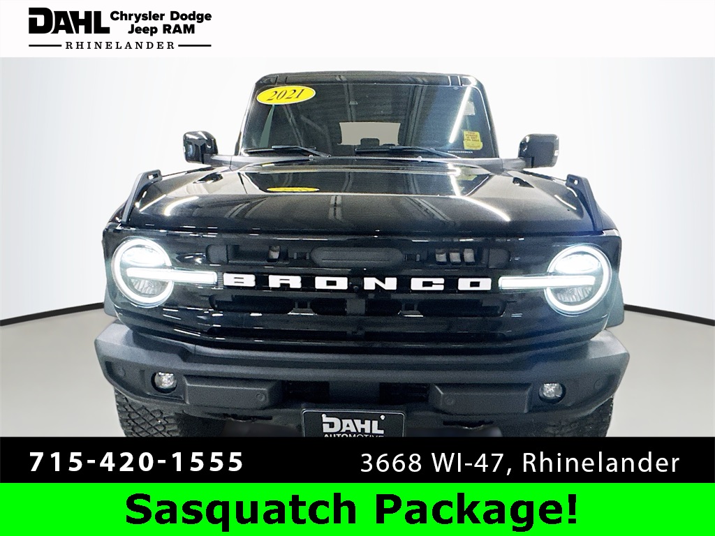 2021 Ford Bronco Outer Banks photo 2