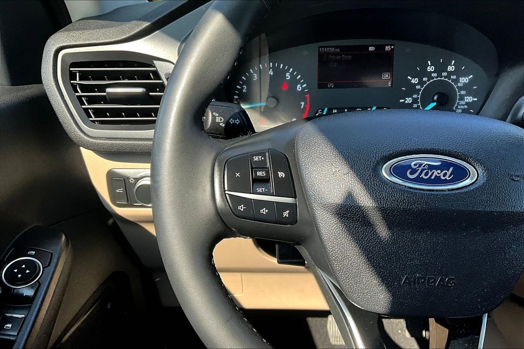 2022 Ford Escape SE photo 11