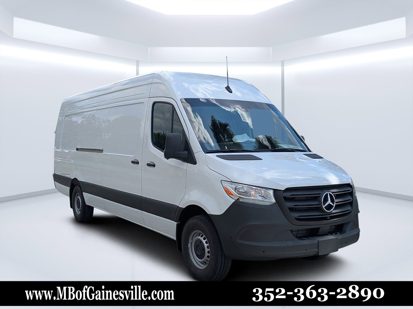 2025 Mercedes-Benz Sprinter Cargo Van Base's photo