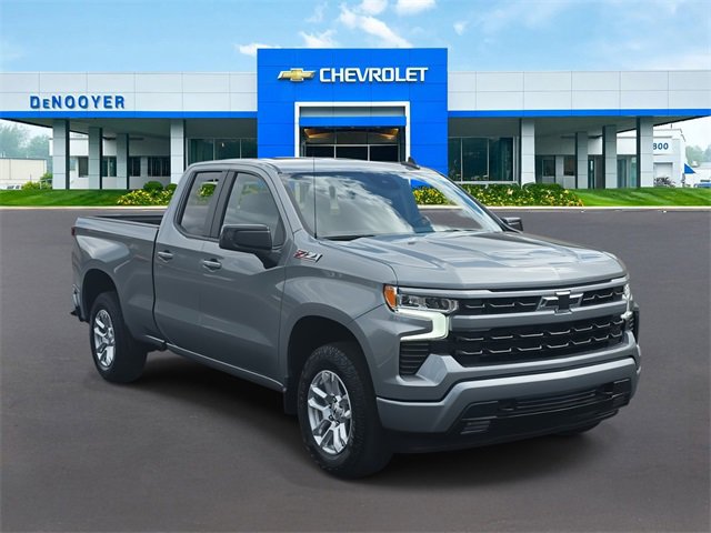 2026 Chevrolet Silverado 1500 RST photo 3