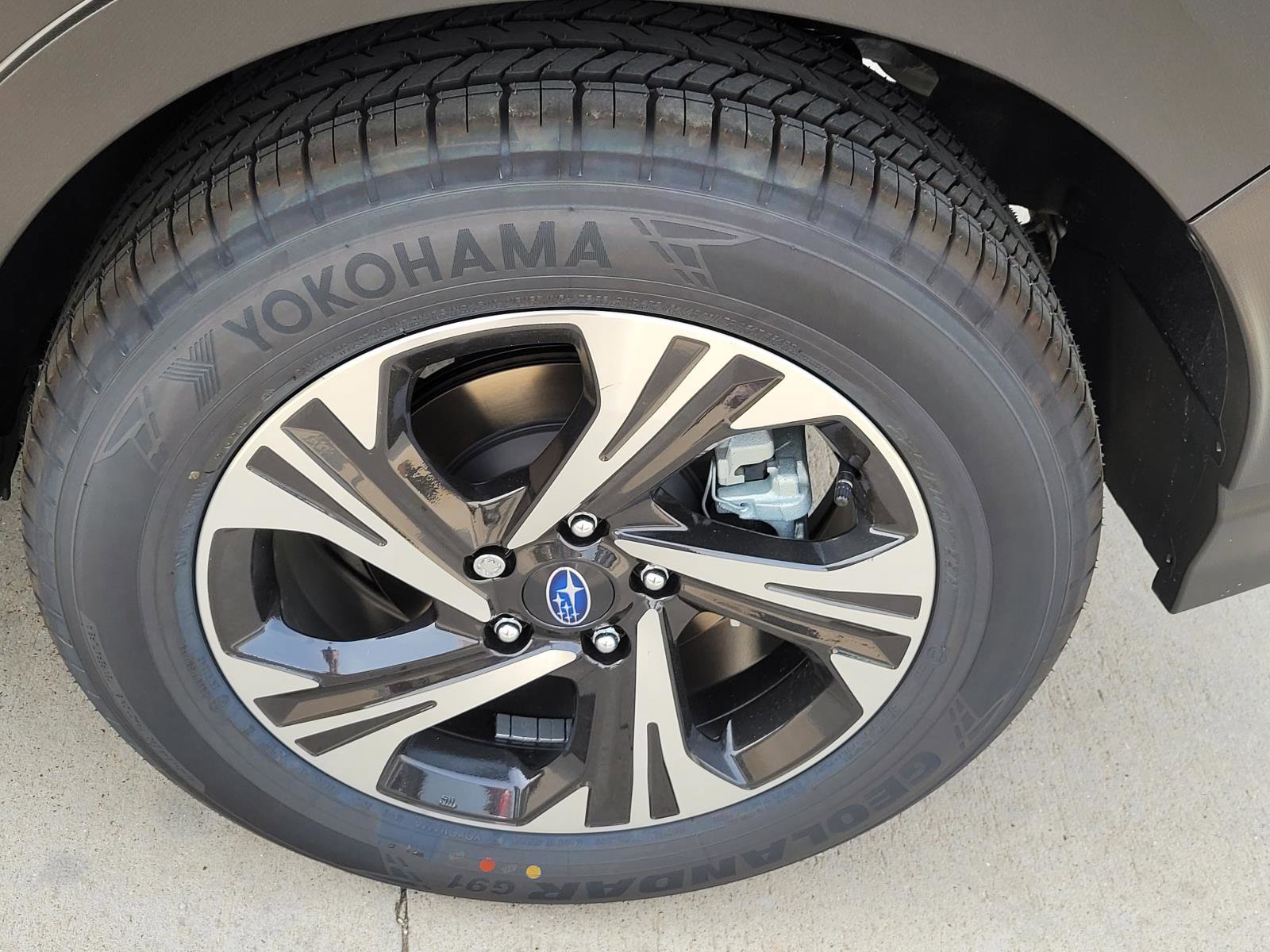 2025 Subaru Crosstrek Premium photo 16