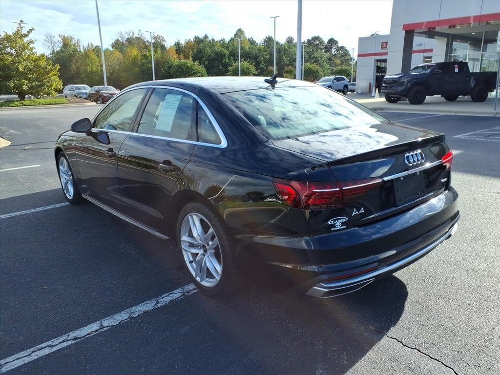 2024 Audi A4 S line Premium Plus photo 2