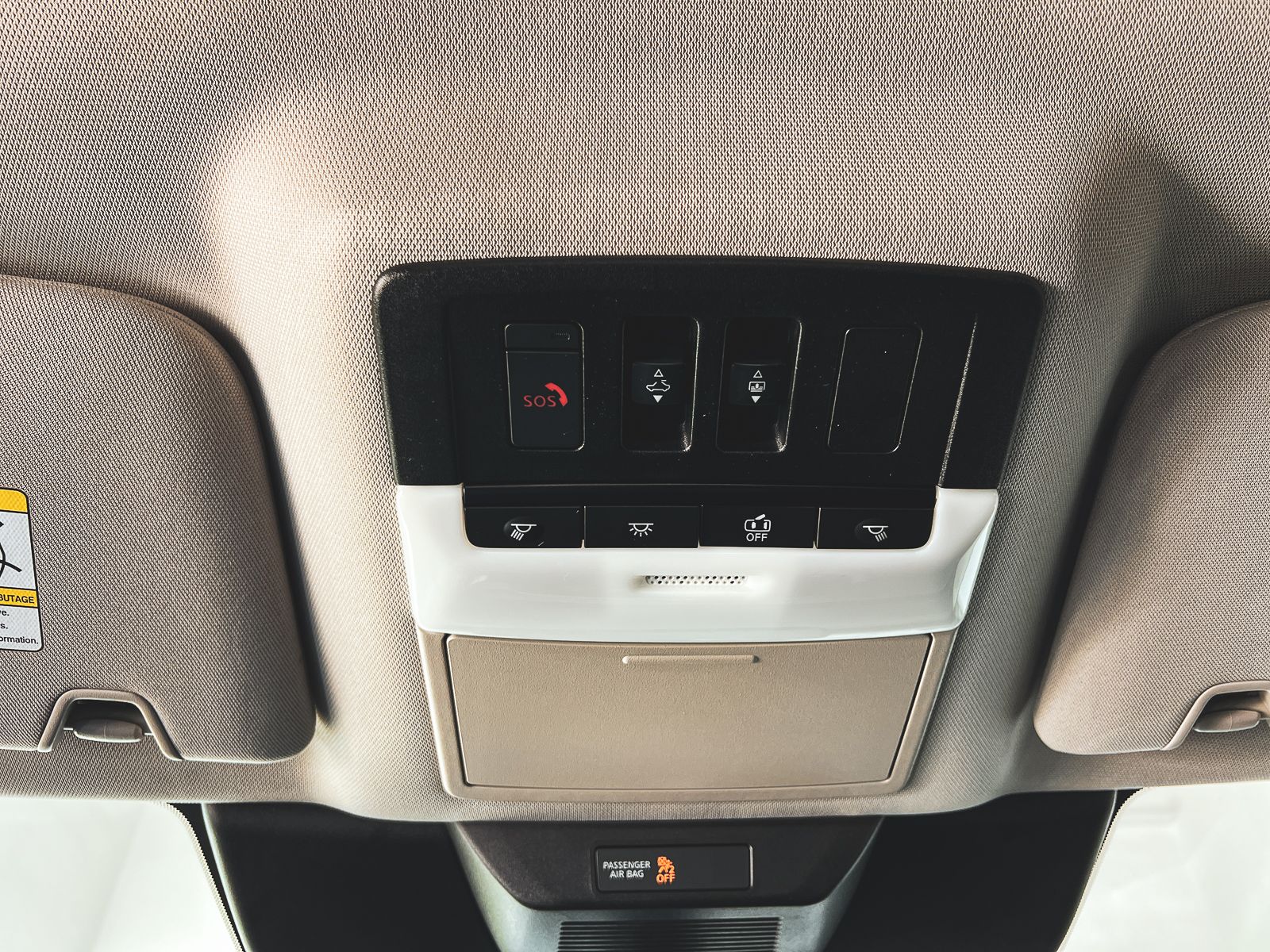 2022 Nissan Pathfinder SL photo 18
