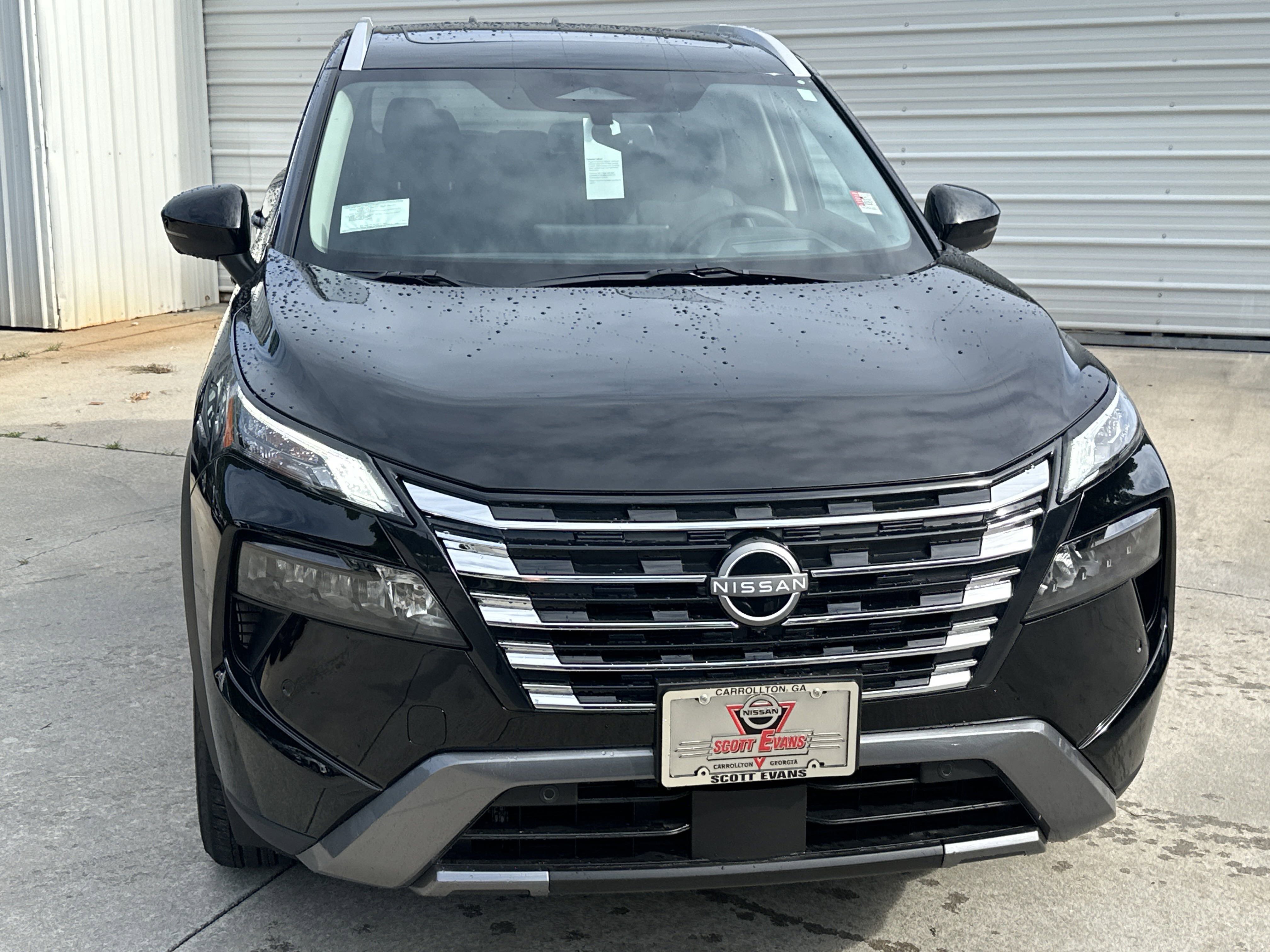 2025 Nissan Rogue SL photo 2