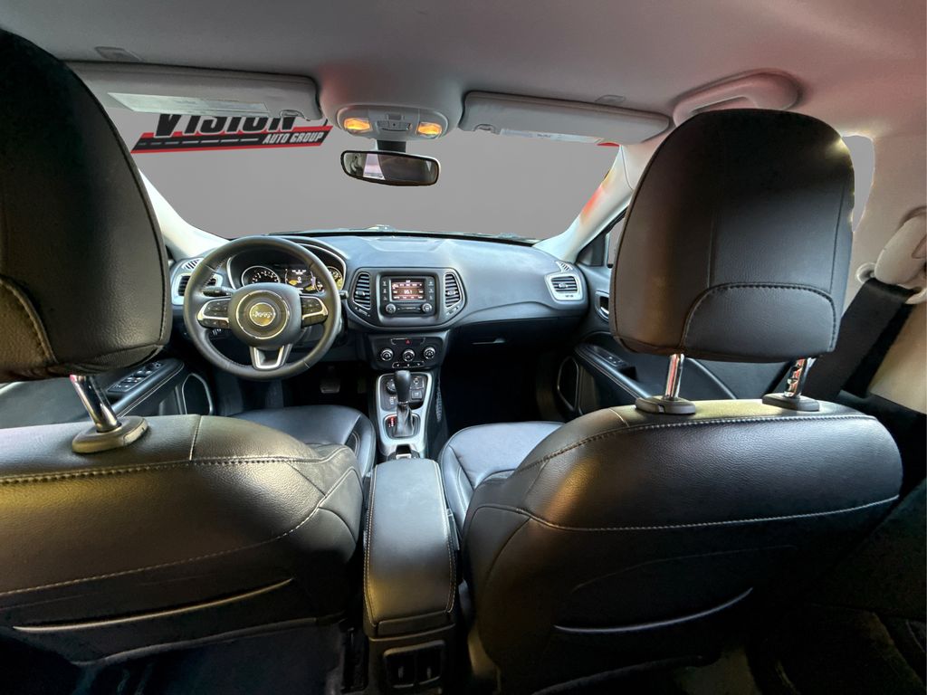 2018 Jeep Compass Latitude photo 23