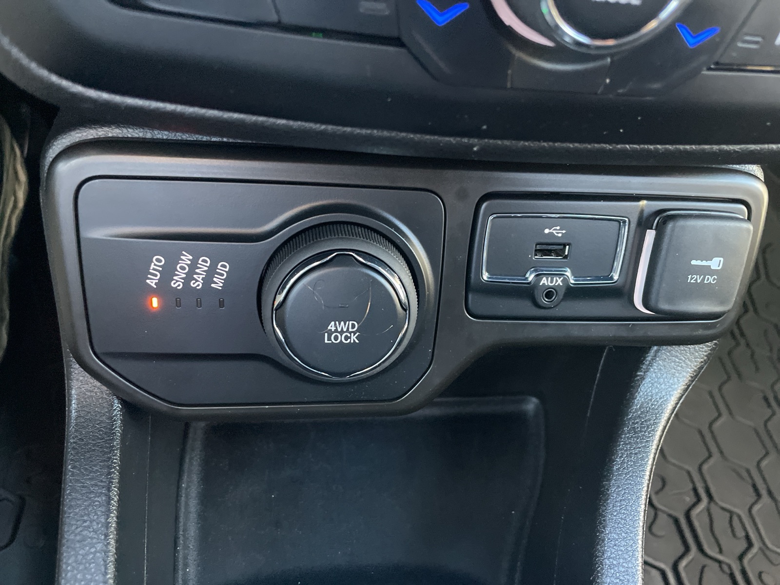 2020 Jeep Renegade Altitude photo 11