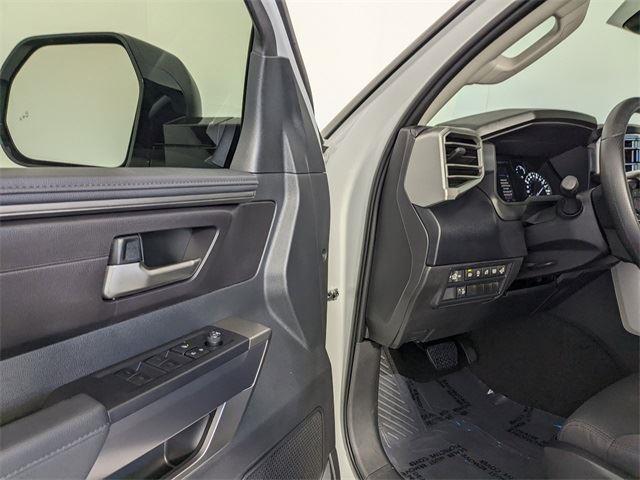 2024 Toyota Tundra SR5 CrewMax photo 11