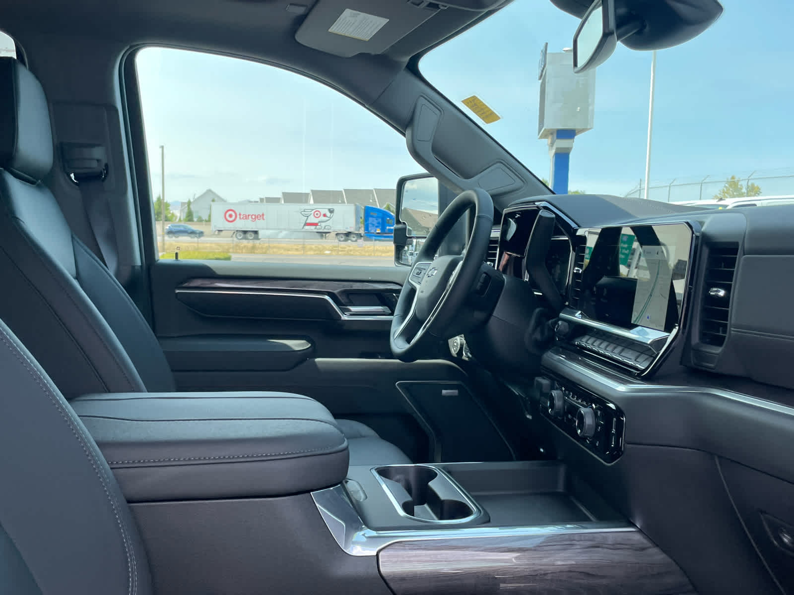 2026 Chevrolet Silverado 3500HD LTZ photo 38