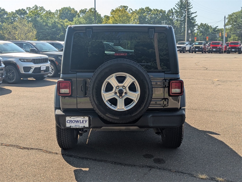 2022 Jeep Wrangler Unlimited Sport S photo 4