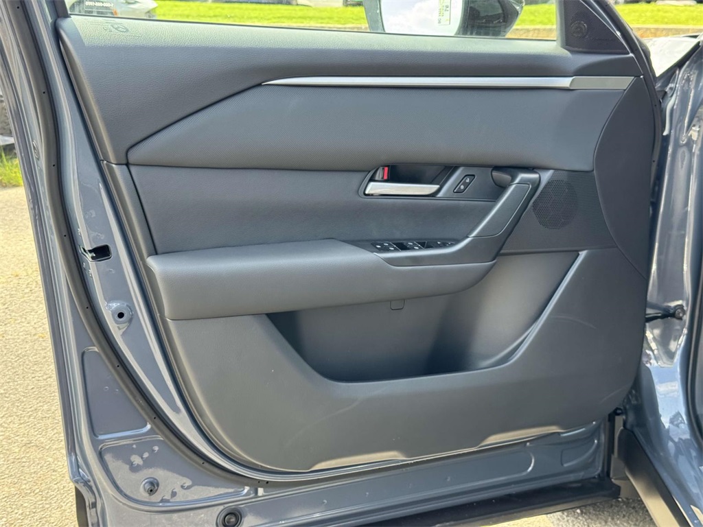 2025 Mazda CX-50 Preferred photo 26