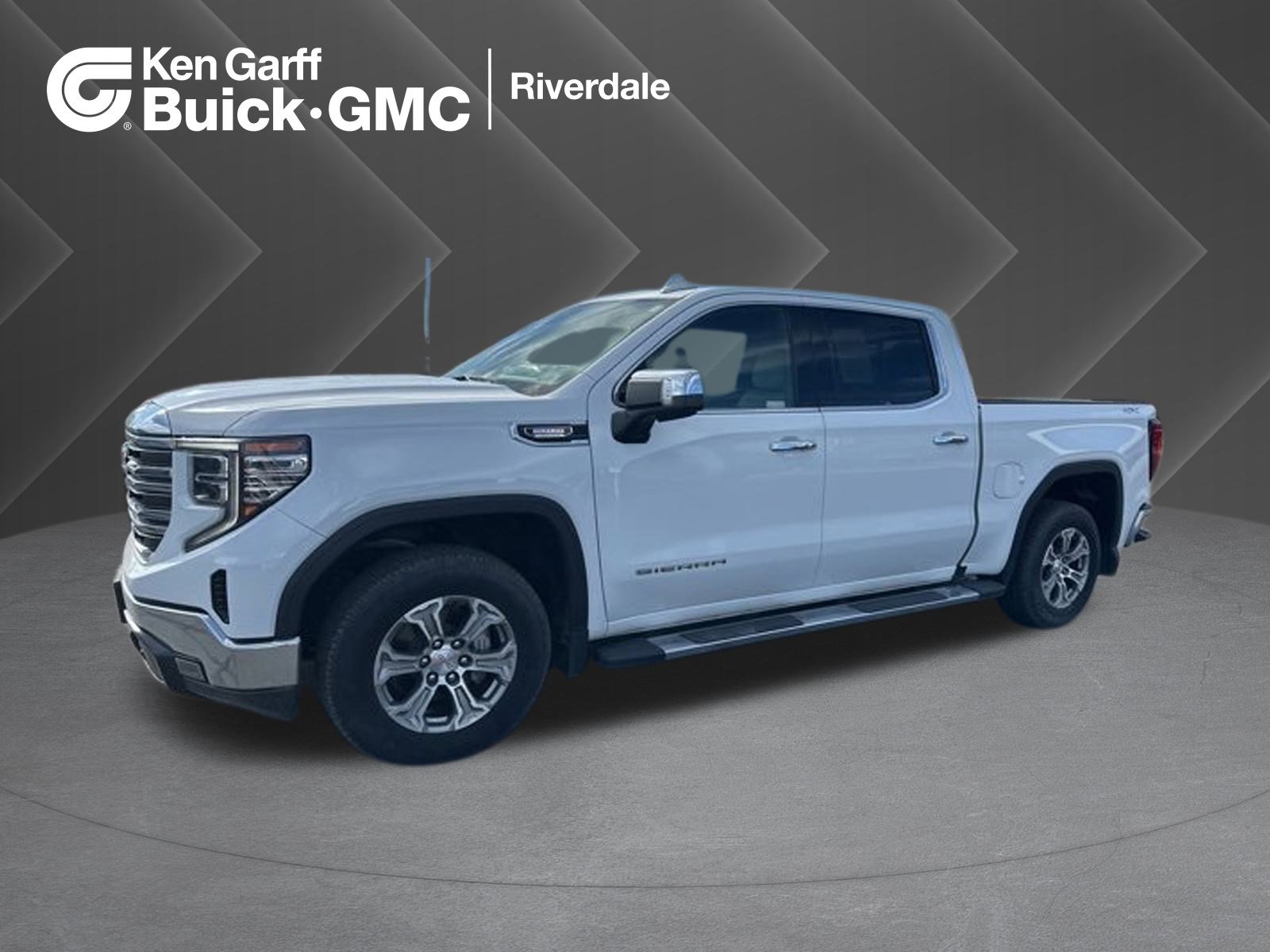 2023 GMC Sierra 1500 SLT's photo