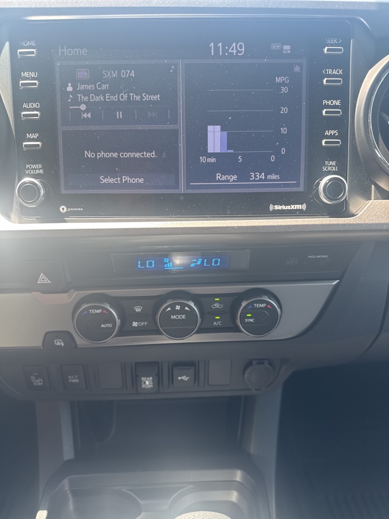 2022 Toyota Tacoma SR5 photo 17